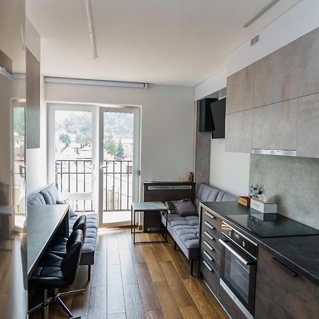 Vip Apartment- Розумний Дім Лвив Екстериор снимка